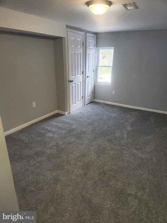 Building Photo - 1734 McCulloh St