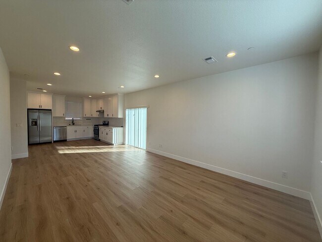 Foto del edificio - 8461001/85