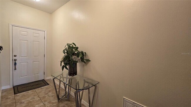 Foto del edificio - 4085 Shadetree Ln