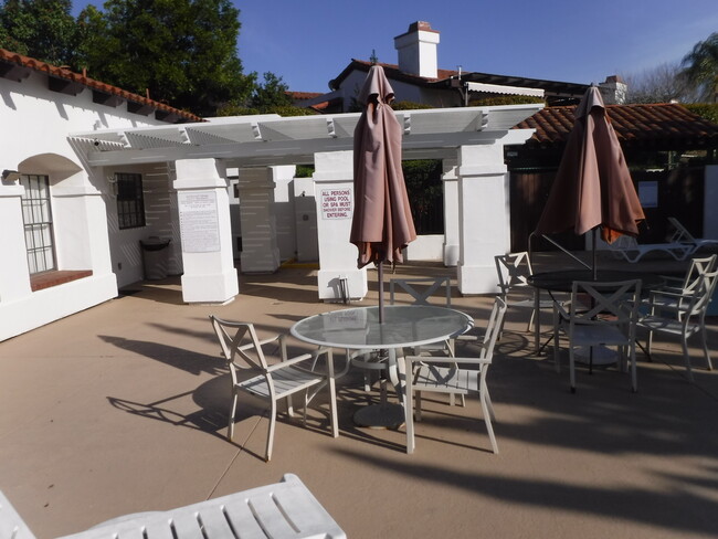 Pool Area Patio - 1720 Woodbrook Ln