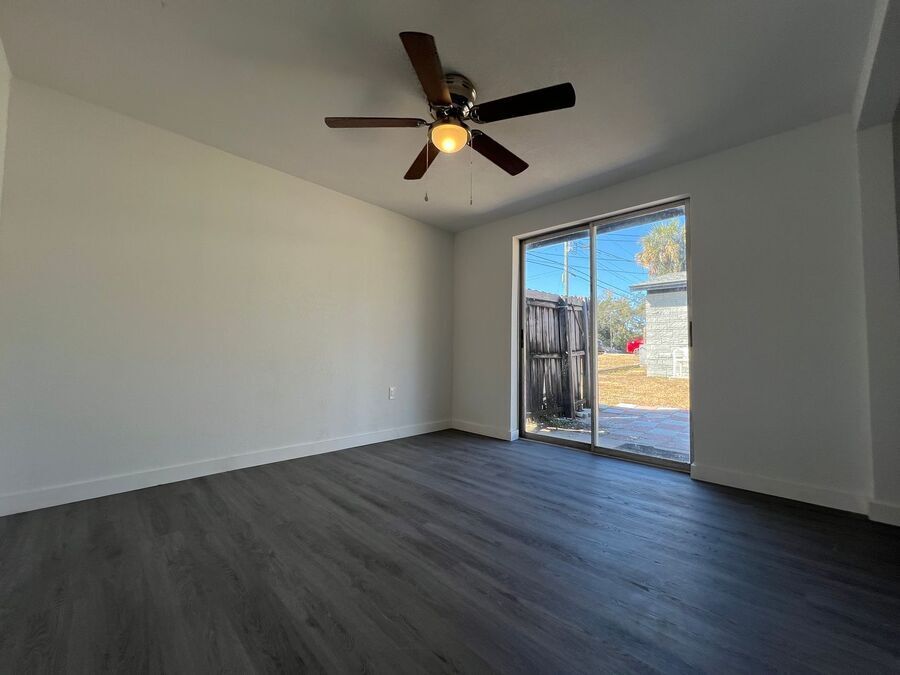 Foto del edificio - 9316 Grandfield Rd