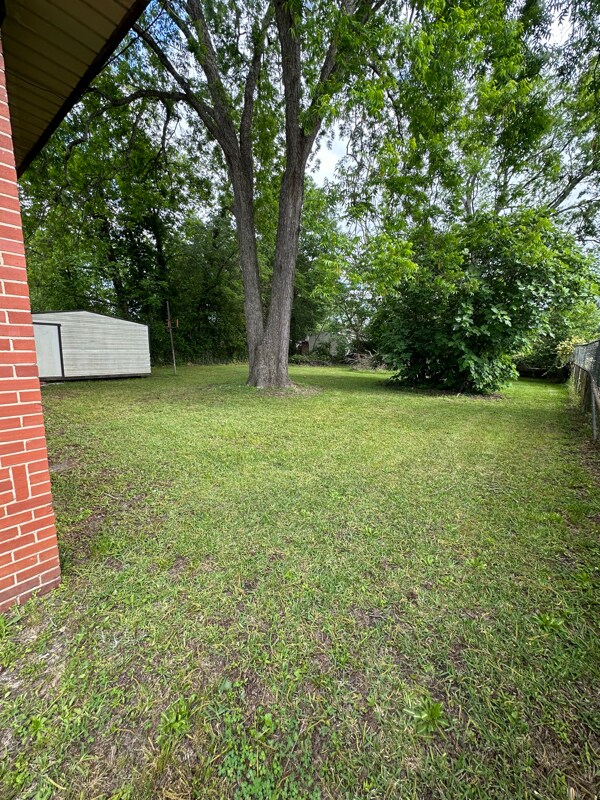 Building Photo - 2830 Ramsey Rd
