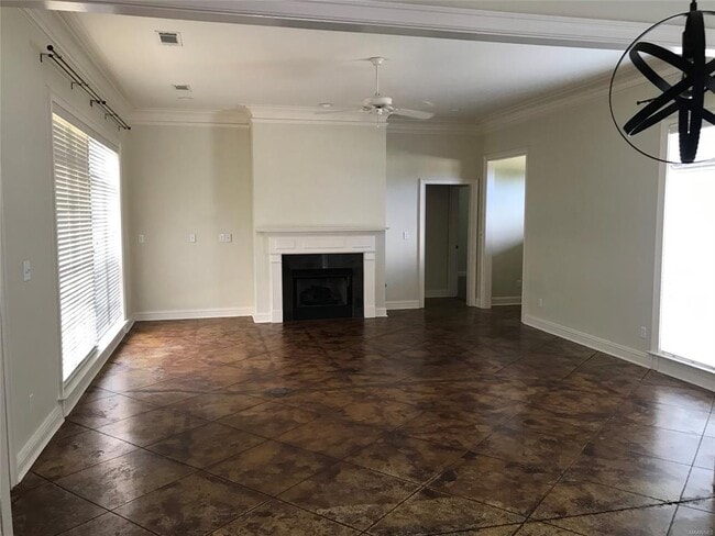 Building Photo - 8300 Cloverfield Rd