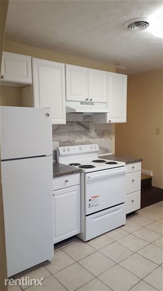 Building Photo - 515 Ben Hur Ave