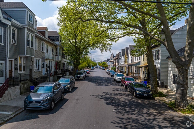 Tree-lined streets on the outskirts of Easton