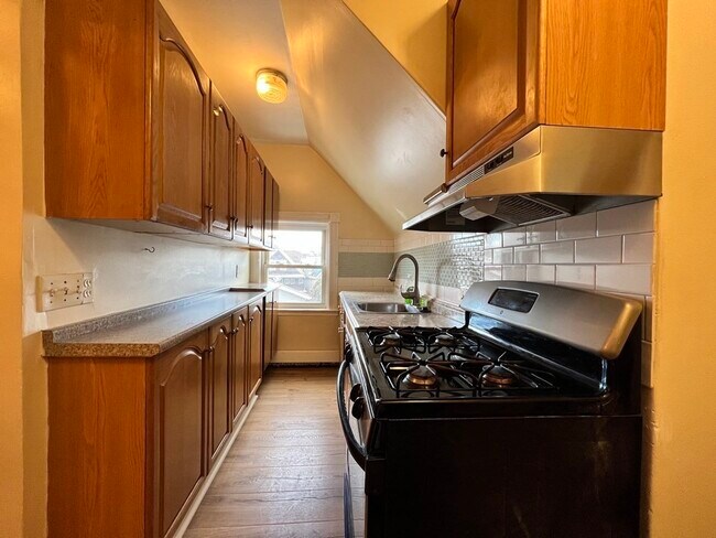 Foto del edificio - 86-88 McLellan St