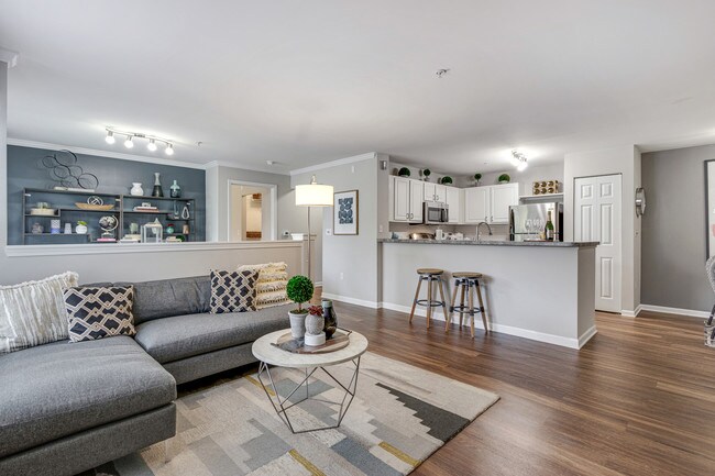 Foto del edificio - 1821 Canterfield Pkwy W