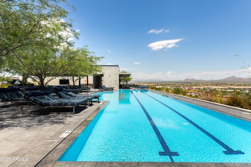 Foto principal - 7180 E Kierland Blvd