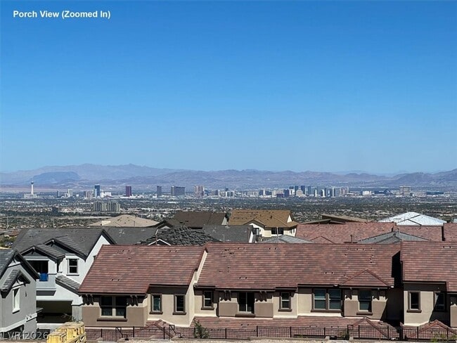 Foto del edificio - 72 Hornbeck Ln