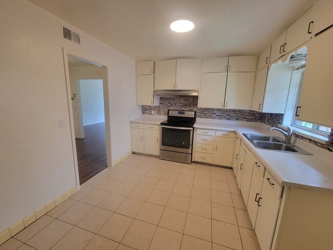 Photo - 4209 NW 17th St House