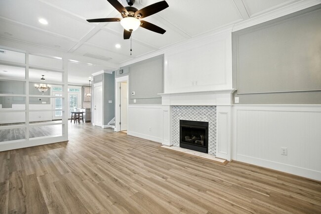 Building Photo - 9608 7th Bay St