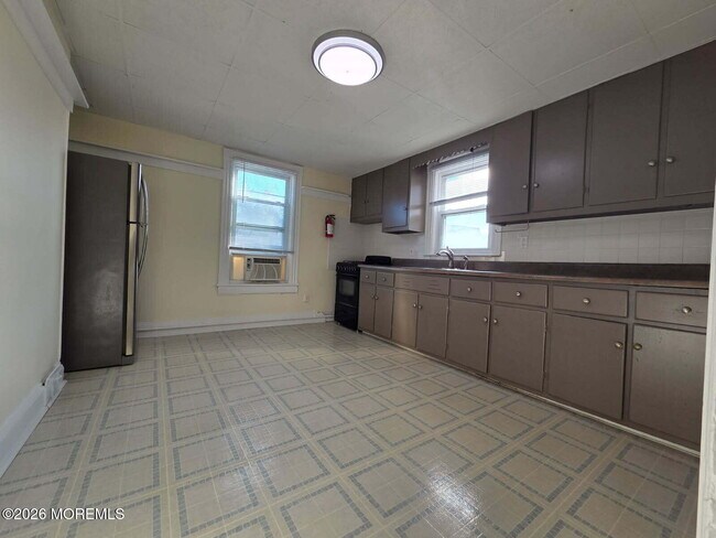 Foto del edificio - 24 Rector Pl