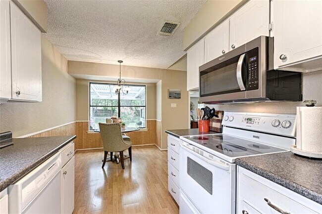 Foto del edificio - 513 Owens Dr