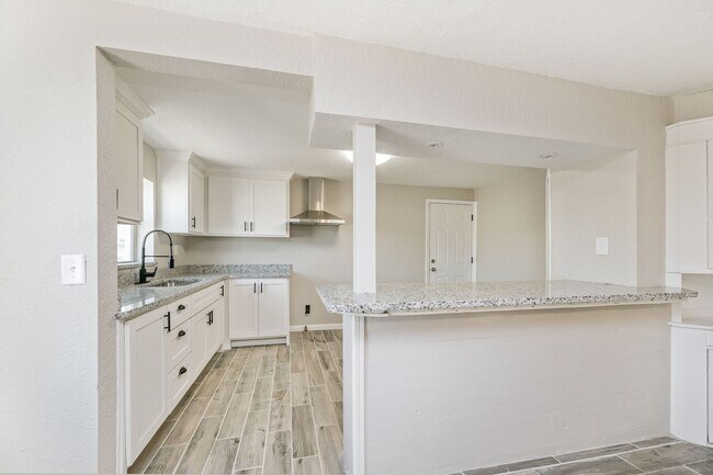 Foto del edificio - 4/2 Home for Lease