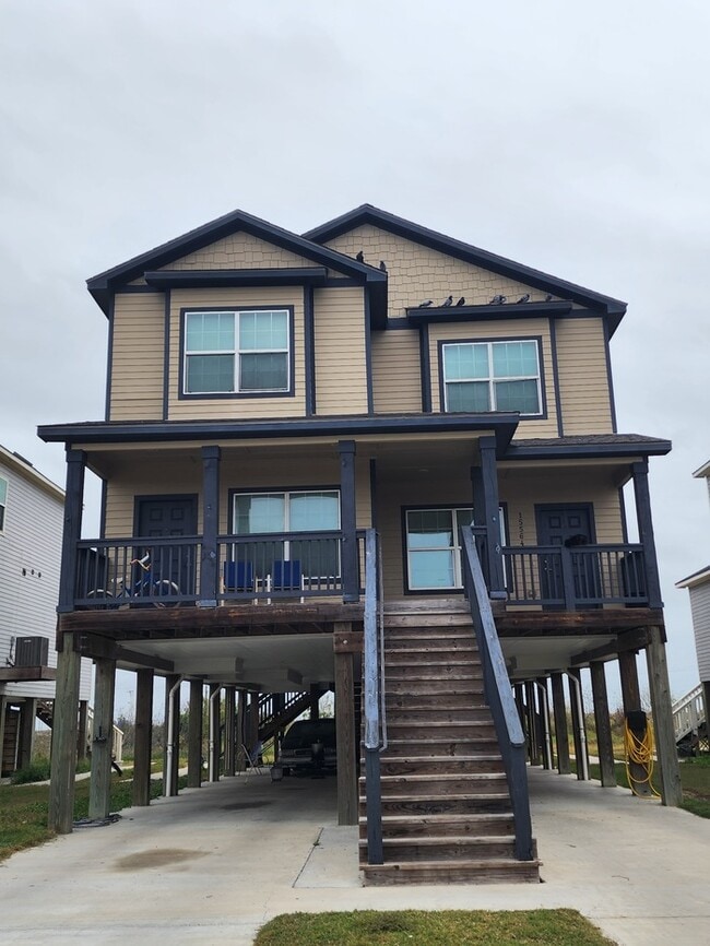 Building Photo - 15564 Palmira Ave