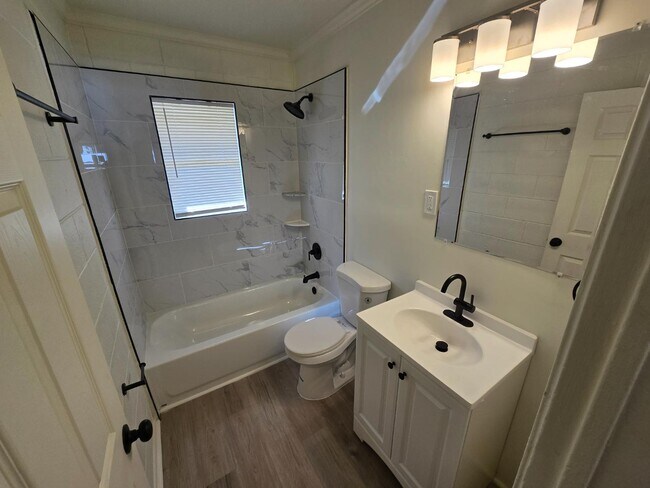 Foto del edificio - 782 Terminal Ct