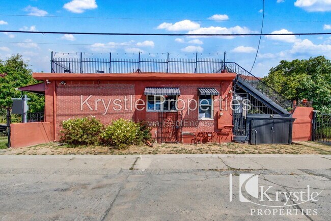 Foto del edificio - 318 Napa Ave