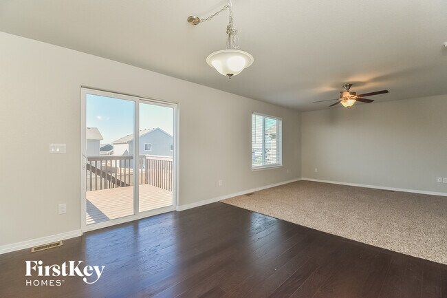 Building Photo - 10913 Nolin Dr