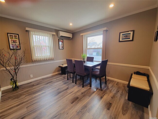 Foto del edificio - 58-31 212th St