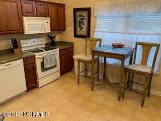 Building Photo - 2111 Cass Lake Dr