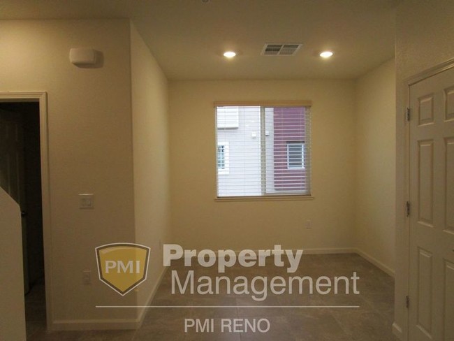 Building Photo - 3169 Sterling Ridge Cir