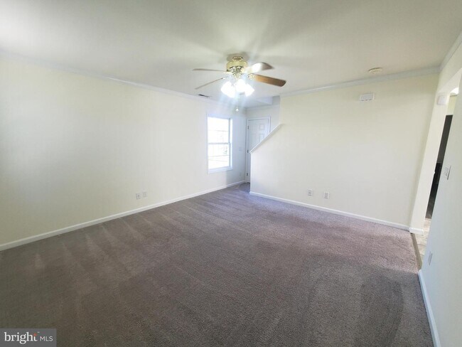 Building Photo - 110 Duck Creek Ln