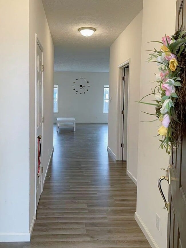 Photo - Cozy 3BD/2BA Fenced Yard House