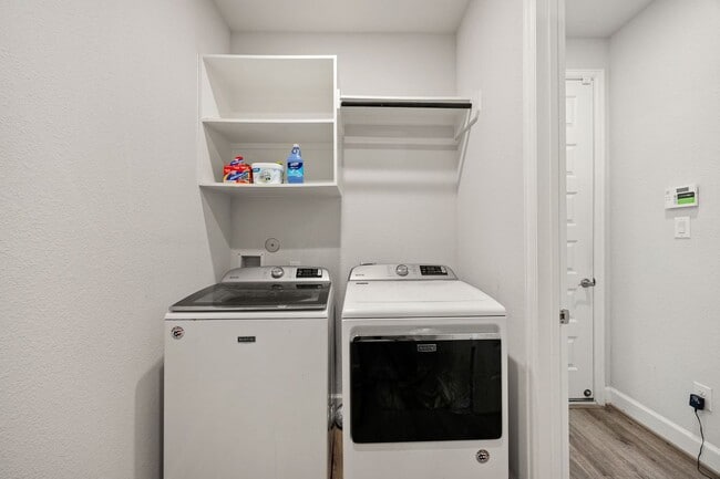 Foto del edificio - 2035 Taylor Marie Trl