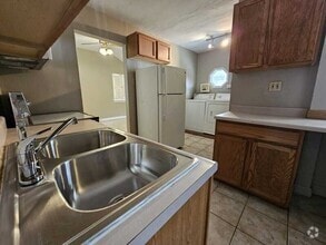 Building Photo - 43 St Celeste Dr