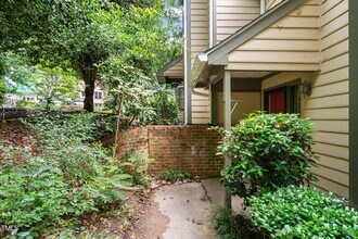 Building Photo - 403 Broad Leaf Cir
