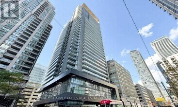 Building Photo - 770-770 Bay St.