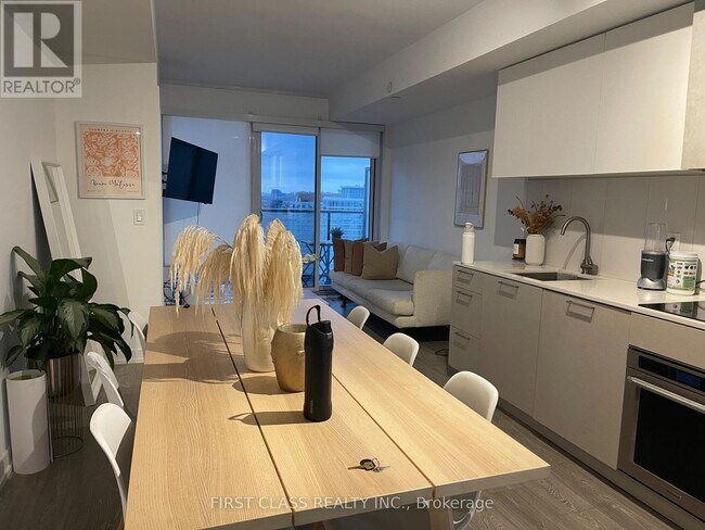 Photo du bâtiment - 19 Western Battery Rd