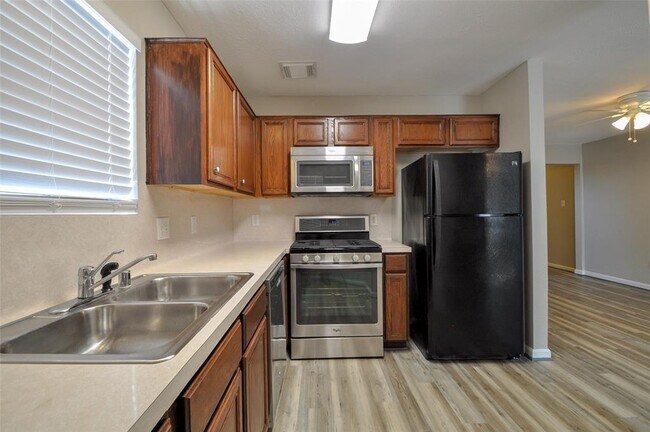 Foto del edificio - 3510 Canfield St