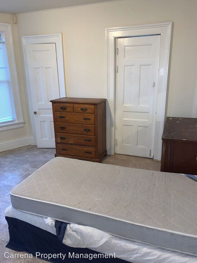 Foto del edificio - 166-168 W Liberty St