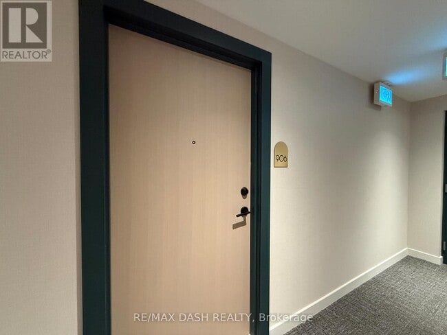 Photo du bâtiment - 181 Sterling Rd