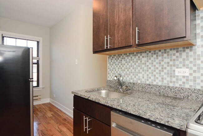 Foto del edificio - 2907 N Mildred Ave