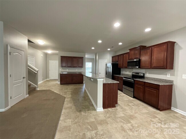 Building Photo - 9143 Magnolia Lily Ave