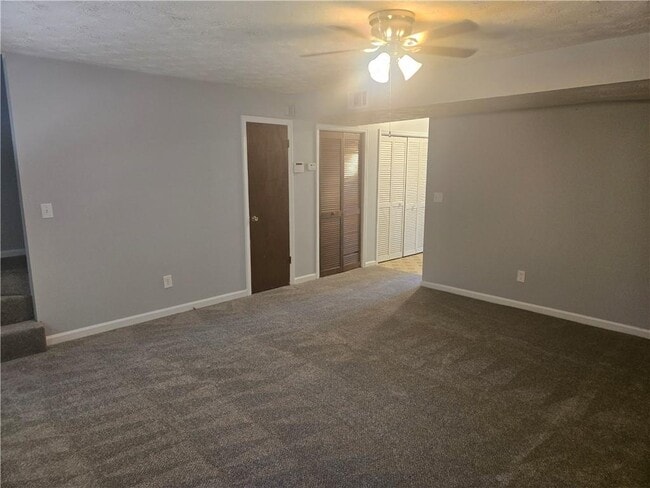 Building Photo - 2523 Sweetridge Ct