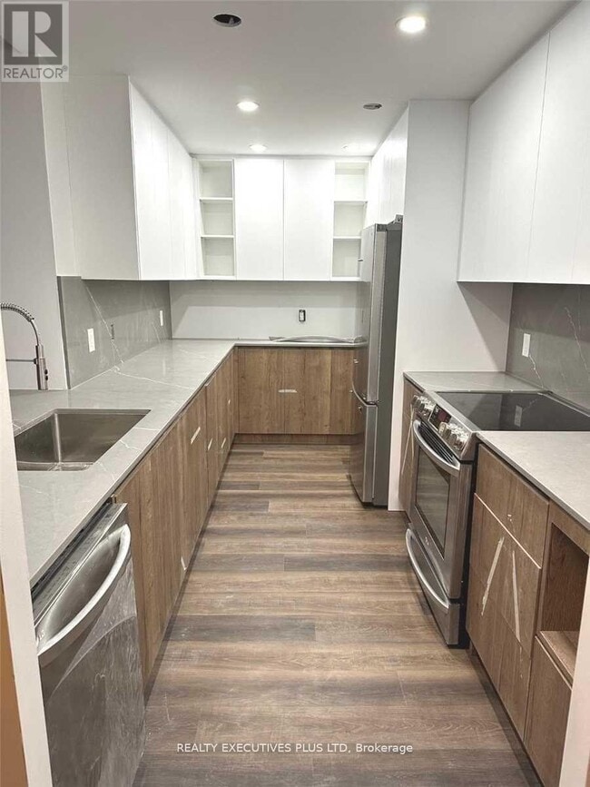 Building Photo - 801 Lawrence Ave E