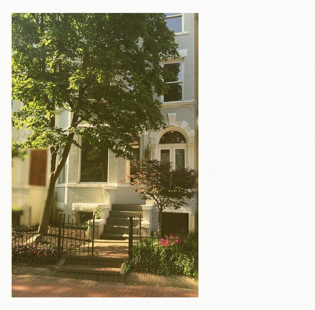 Facade 1 - 1818 S St NW