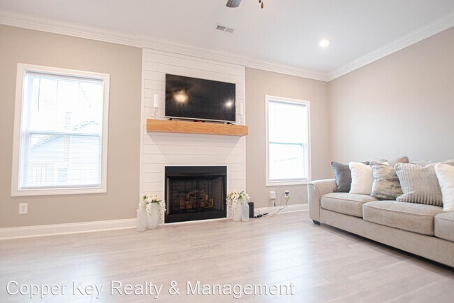 Foto del edificio - 4 br, 3 bath House - 1208 Stillwood Drive