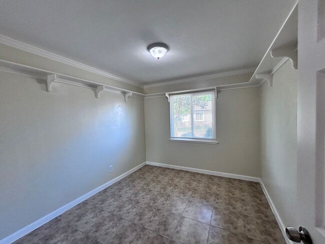 Building Photo - 2315 Edison Ave