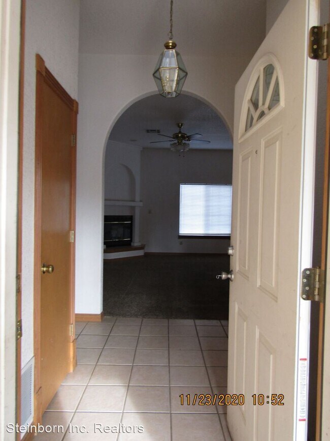 Foto del edificio - 3 br, 2 bath House - 1993 Bentley Dr.