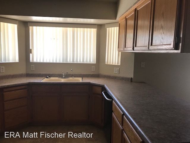 Foto del edificio - 4 br, 2 bath House - 11348 E. 25th St.