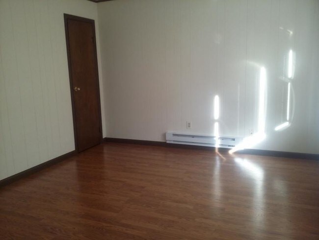 Building Photo - 263 E. 35th Street
