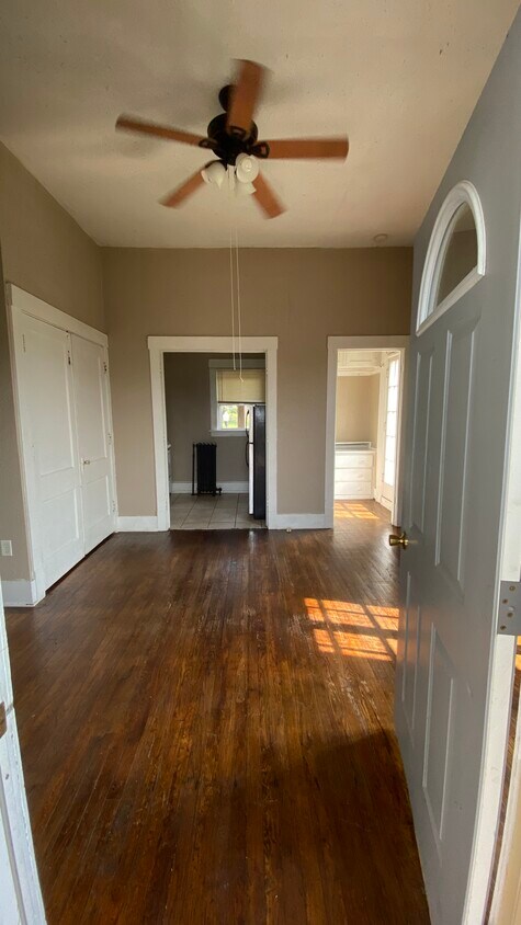 Foto principal - 626 N Perry St