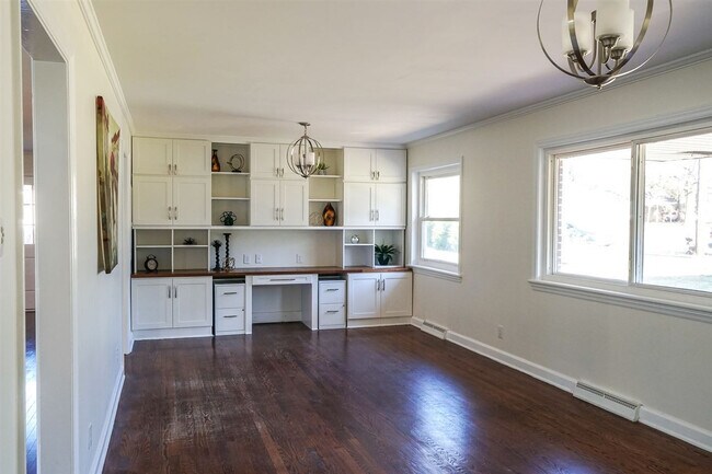 Foto del edificio - 3511 Duke Homestead Rd