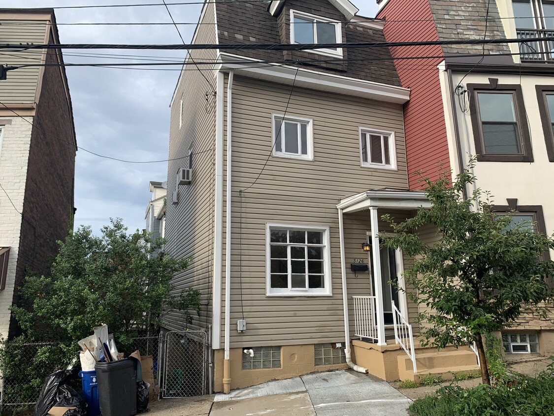 Primary Photo - 5126 Stanton Ave