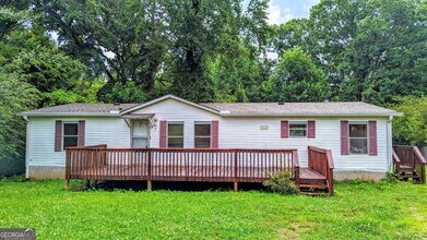 Building Photo - 99 Center Grove Dr