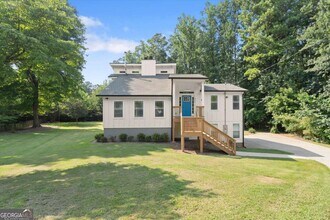 Building Photo - 404 Way Bridge Ct NE